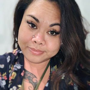 Meet your Posher, Isabel